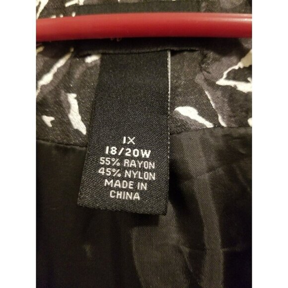 Maggie‎ Barnes  Sz 1x Jacket Top Black And White - Picture 11 of 12
